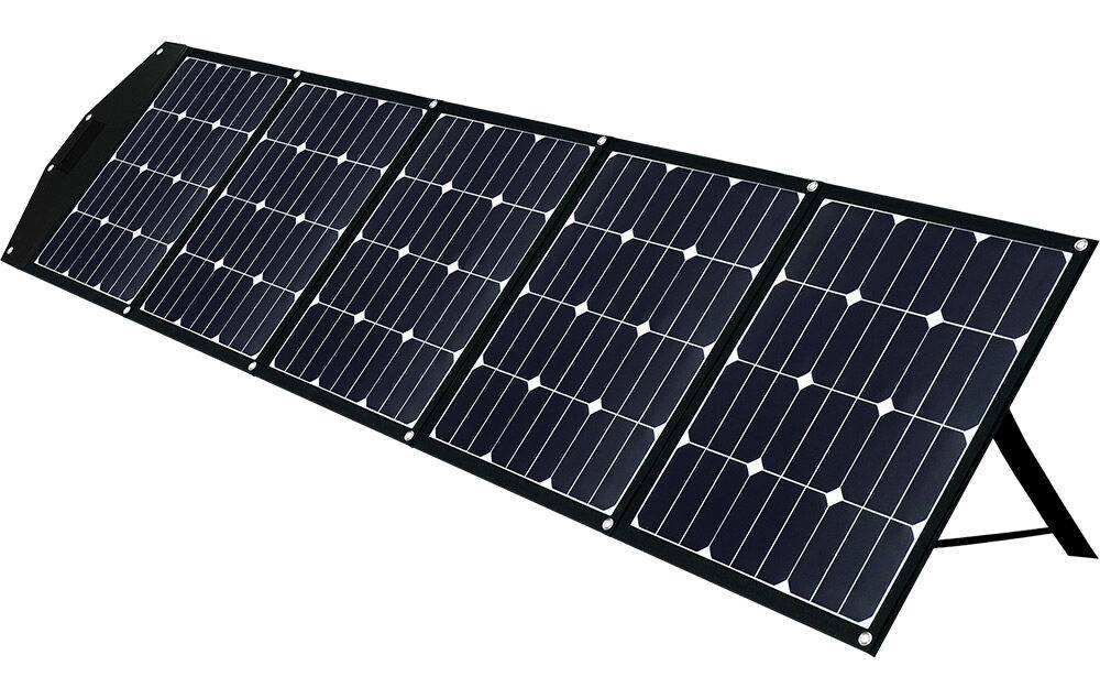 OffgridTec FSP-2 200W mobiles Solarpanel aufgestellt